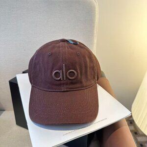 ALO Yoga Classic Brown Hat with Breathable Design